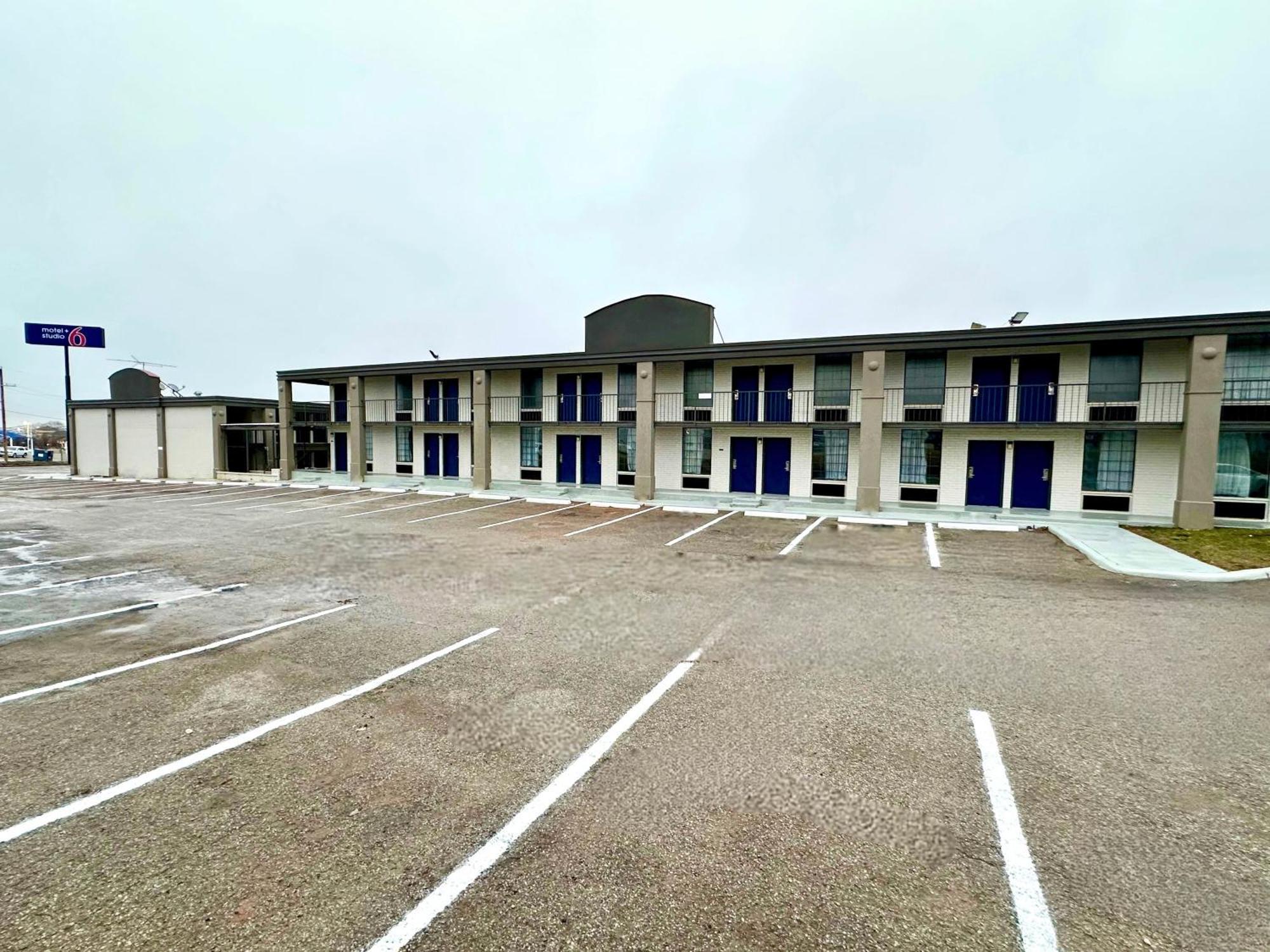 Motel 6 Chickasha, Ok Ngoại thất bức ảnh