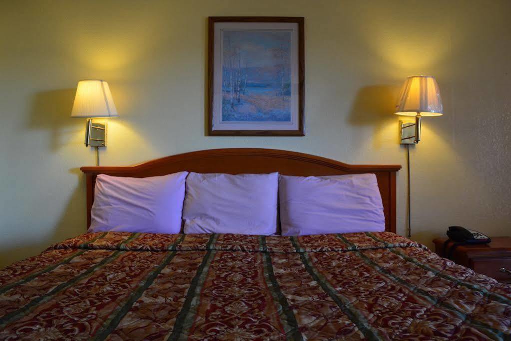 Motel 6 Chickasha, Ok Ngoại thất bức ảnh